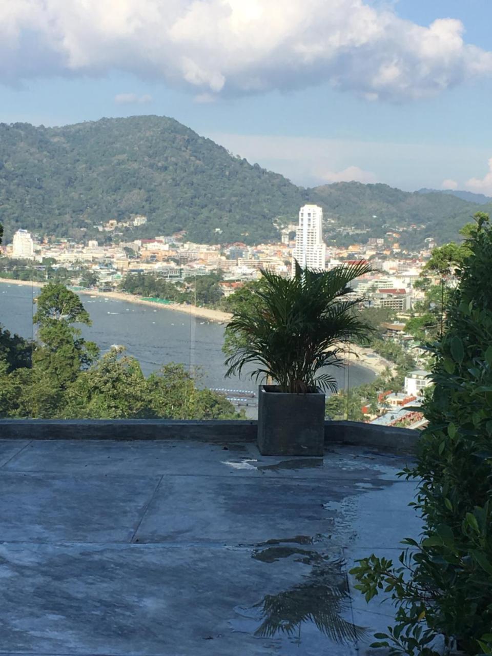 Patong Heights Otel Dış mekan fotoğraf View of Nha Trang