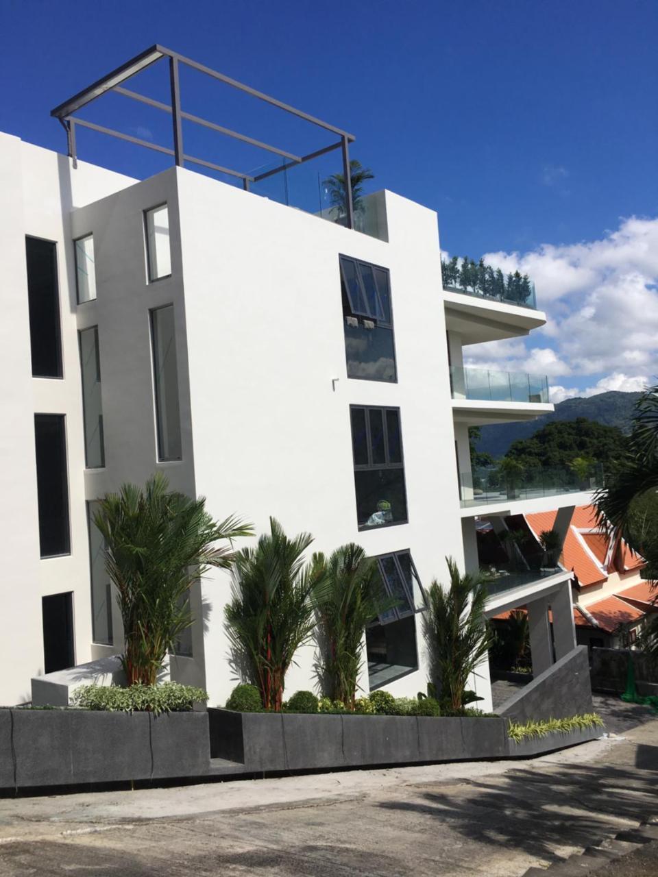 Patong Heights Otel Dış mekan fotoğraf The new building of the University of Applied Sciences and Medical University of Tyrol