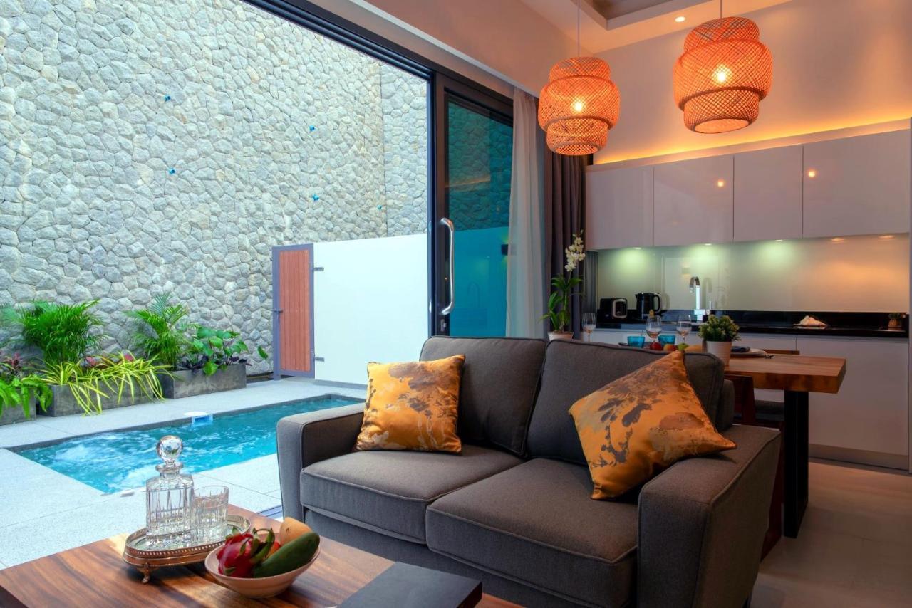 Patong Heights Otel Dış mekan fotoğraf A pool villa in Phuket, Thailand