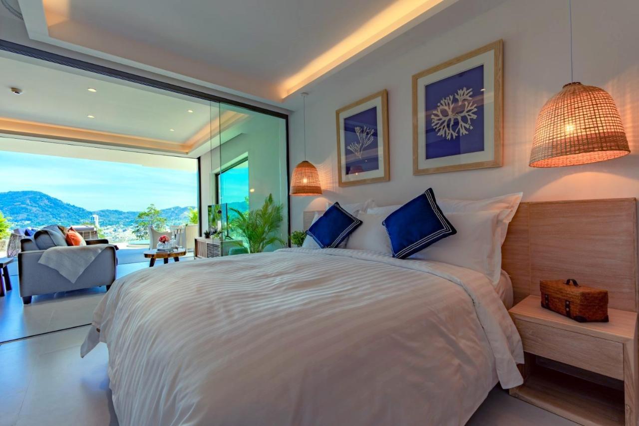 Patong Heights Otel Dış mekan fotoğraf A bedroom at the hotel